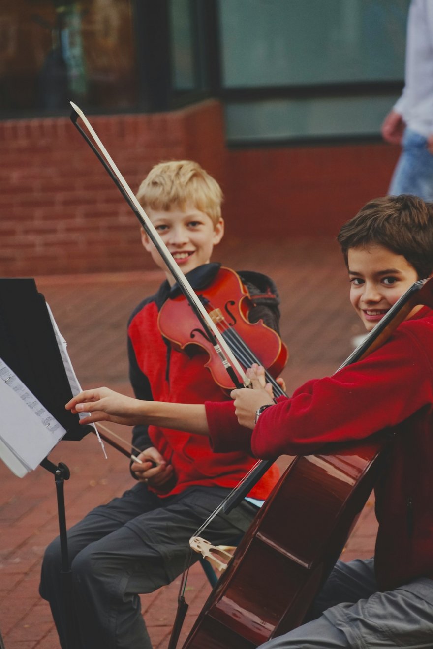 Ein Konzert von Kindern erträumt, komponiert und gespielt Ein Konzert von Kindern erträumt, komponiert und gespielt